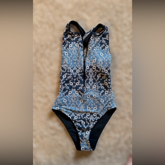 NWOT Maaji Queen Zip-Up Reversible One-Piece Swimsuit - Picture 4 of 6